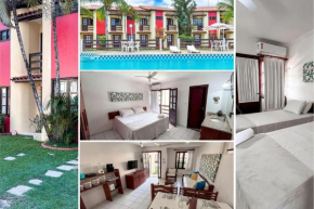 Casa em Condomínio localizado a 250m da praia de Taperapuã e da Arena Axé Moi, com 3 suítes todas com ar condicionado, piscinas adulto e infantil, sauna, portaria 24hrs e internet privativa 300MBPS.